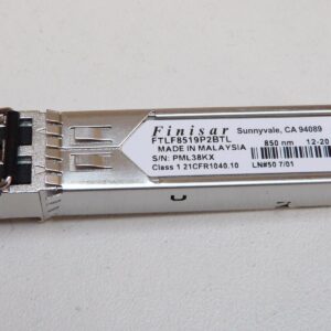 Трансивер Finisar SFP 1000BASE-SX до 2,125 Гбит скорости передачи данных, длина волны 850 нм передатчик.